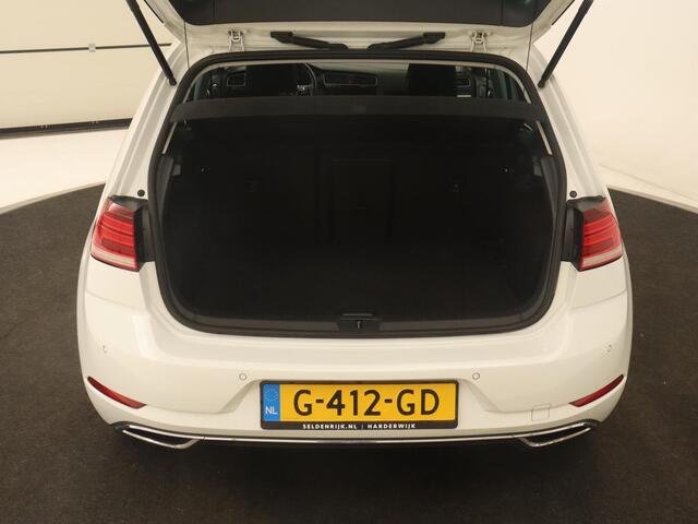 Volkswagen GOLF 1.5 TSI Highline | 1e eigenaar | Virtual Cockpit | Adaptive cruise | Camera | Full LED | Carplay | Navigatie | Climate control | Parkeerhulp