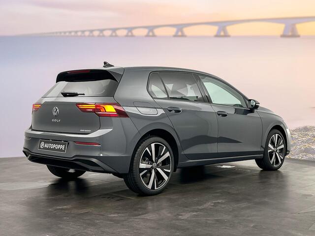 Volkswagen GOLF 1.5 eTSI Life Edition 1.5 eHybrid 150 kW / 204 pk