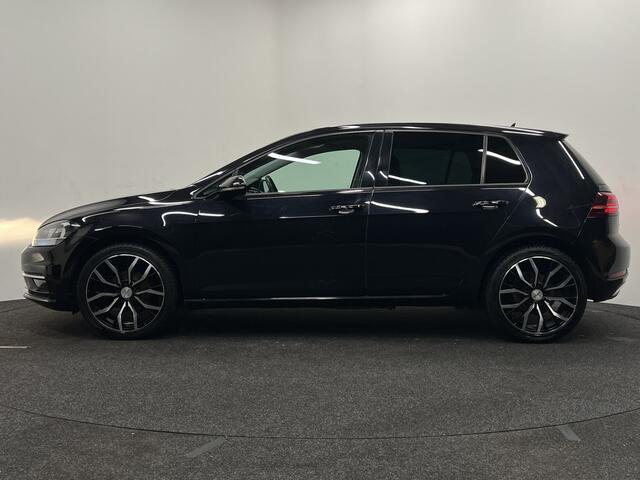 Volkswagen GOLF 1.0 TSI Comfortline Business | NAVIGATIE | STOELVERWARMING | ACC | PARKEERSENSOREN |