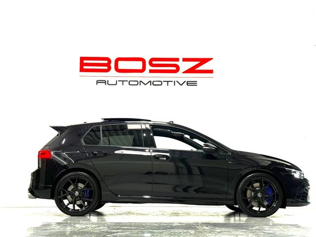 Volkswagen GOLF 8R 2.0 TSI R 4Motion Performance AKRA PANO
