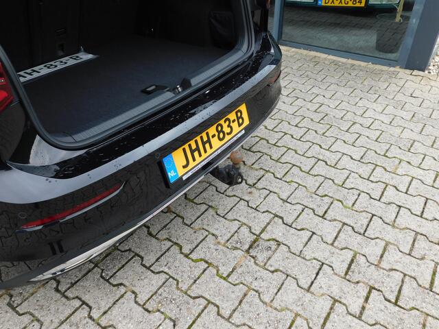 Volkswagen GOLF 1.4 eHybrid GTE, Pano, Acc, Led, Camera, Trekhaak, Keyless