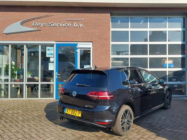 Volkswagen GOLF 1.4 TSI GTE Connected Series