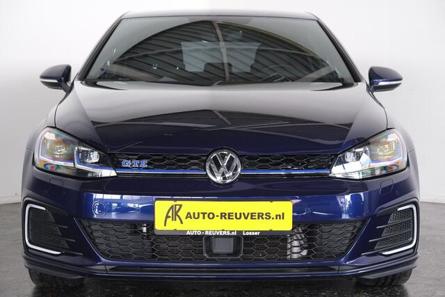 Volkswagen GOLF 1.4 TSI PHEV GTE / LED / ACC / CarPlay / Standkachel