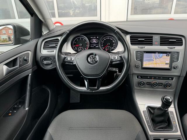 Volkswagen GOLF 1.0 TSI 116PK Comfortline Navi Pdc Trekhaak Keurige auto!