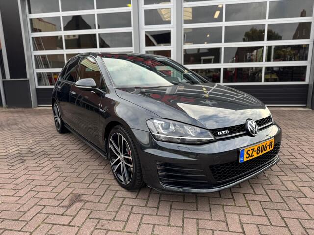 Volkswagen GOLF 2.0 TDI 184PK GTD AUTOMAAT / PANODAK / NAVI / LEER / CRUISECONTROL / CAMERA / RIJKLAAR!