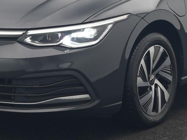 Volkswagen GOLF 1.4 eHybrid Style Plug In Hybrid 204pk Dealer O.H PHEV | Adaptive Cruise | Sportstoelen Massage & Memory | IQ Light | Sfeerverlichting | Apple Carplay | Stoelen & Stuur Verwarmd | Virtual | Navigatie | DAB |
