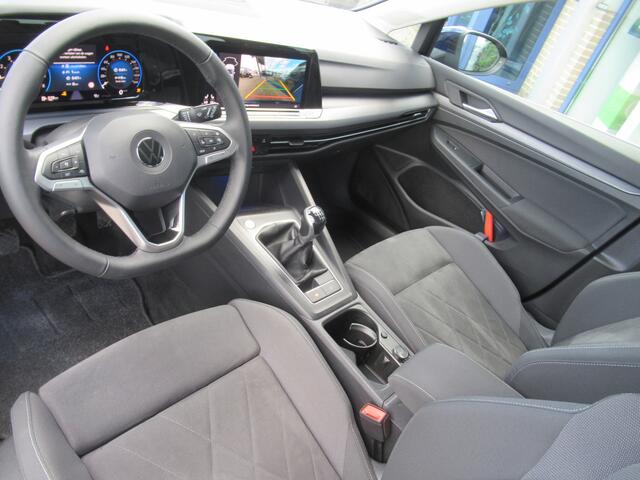 Volkswagen GOLF 1.5 TSI 150PK Style, Carplay + Android Auto / ErgoActive + Geheugen / Full LED / Stoel + Stuurverwarming