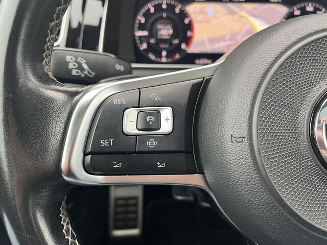Volkswagen GOLF Variant 1.5 TSI Highline Business R /Winter-pakket /elektrisch glazen panorama-dak / Apple Carplay/Android Auto / R-Line Exterieur / Veiligheids-pakket / trekhaak( 1500 kg)/
