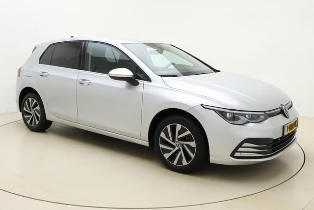 Volkswagen GOLF 1.4 eHybrid Style | Trekhaak | Navigatie |Apple Carplay/Android Auto | Adapt. Cruise | 3-Zone Clim. Control | LED koplampen