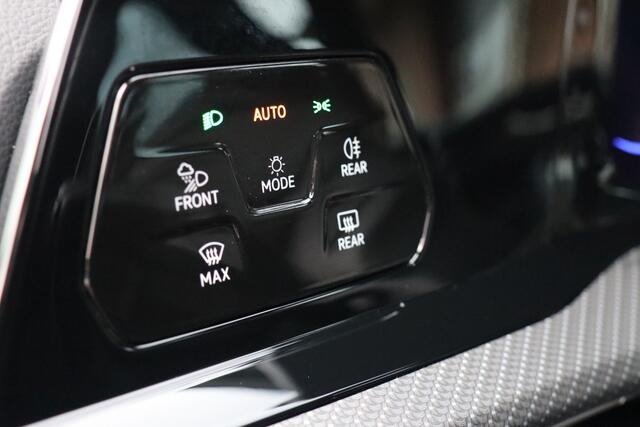 Volkswagen GOLF R Variant 2.0 TSI 4Motion, Black Style, Pano, DCC, ACC, Harman/Kardon