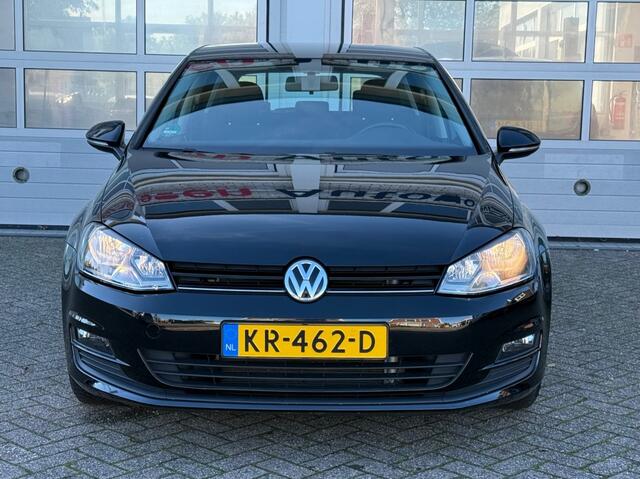 Volkswagen GOLF 1.2 TSI Edition 5-Drs Airco Trekhaak All-season banden!