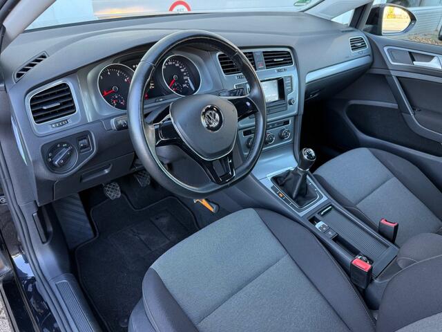 Volkswagen GOLF 1.2 TSI Edition 5-Drs Airco Trekhaak All-season banden!
