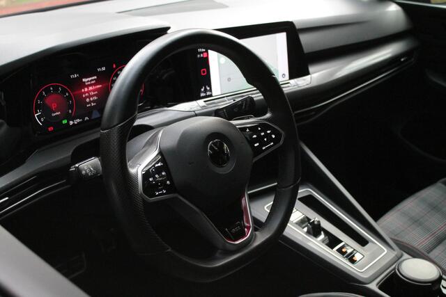 Volkswagen GOLF 2.0 TSI GTI | Pano | Camera | ACC