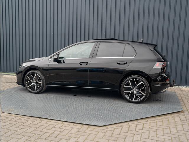Volkswagen GOLF 1.5 eTSI 50 Edition | Panodak | Head Up | Stoelgeheugen | Trekhaak Elk. Wegkl. | Harman/ Kardon | Prijs Rijklaar!!