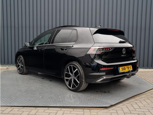 Volkswagen GOLF 1.5 eTSI 50 Edition | Panodak | Head Up | Stoelgeheugen | Trekhaak Elk. Wegkl. | Harman/ Kardon | Prijs Rijklaar!!