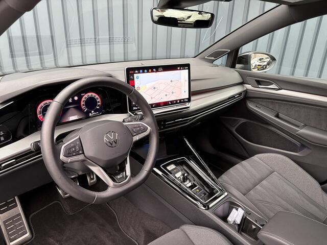 Volkswagen GOLF 1.5 eTSI 50 Edition | Panodak | Head Up | Stoelgeheugen | Trekhaak Elk. Wegkl. | Harman/ Kardon | Prijs Rijklaar!!