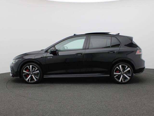 Volkswagen GOLF 1.5 eHybrid GTE 272PK DSG Pano-Schuifdak, 360gr. Camera, Adaptieve Cruise Controle, Keyless, Side Assist, Alarm, Stoel-Stuurverwarming, Trekhaak, 18" LM Velgen