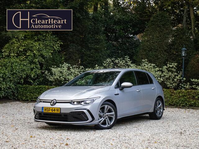 Volkswagen GOLF 1.5 eTSI R-Line | IQ Lights | Achteruitrijcamera