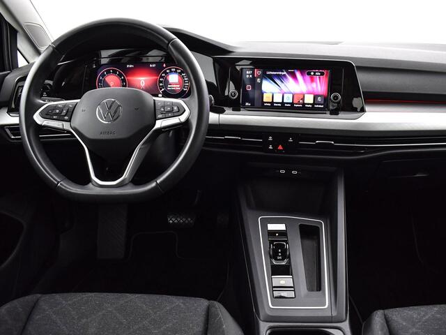 Volkswagen GOLF 1.0 eTSI 110pk DSG Life · Apple/Android Car Play · ACC · Climatronic · Draadloze Telefoonlader · P-Sensoren · Garantie t/m 11-01-2028 of 100.000km