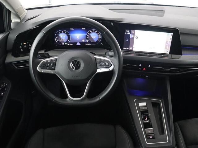 Volkswagen GOLF 1.5 eTSI Style | Park Assist | Massage | Navigatie | Carplay | Side Assist | Memory | Adaptive cruise | Full LED | DAB | Digital Cockpit