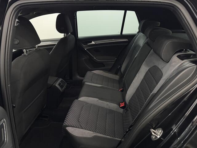 Volkswagen GOLF 1.5 TSI R-Line Clima, Navi, Parkeersensoren, Cruise control, Virtual desk, A start stop, Lichtmetalen velgen