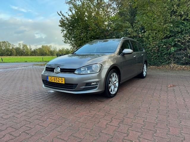 Volkswagen GOLF VARIANT 1.4TSI 150PK HIGHLINE/THAAK/NAV/ACARPLAY/CAM