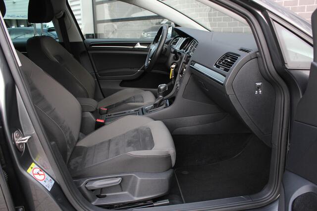 Volkswagen GOLF 1.5 TSI Highline Business R / Carplay / Stoelverwarming