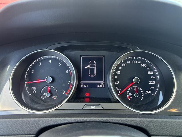 Volkswagen GOLF 1.0 TSI Comfortline NAVI / CLIMA / PDC / CRUISE / CARPLAY / DAB+ / NL-AUTO