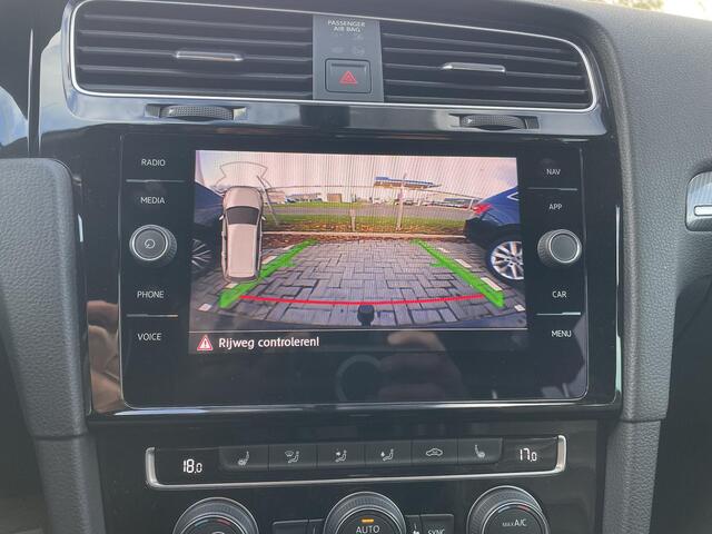 Volkswagen GOLF Variant 1.5 TSi 150 Pk Automaat Highline Business R-Line | Dynaudio | Volledig Leder | Camera | CarPlay | Trekhaak | LED | Stoelverwarming | Privacy Glass | Climate Control | 62.166 Km
