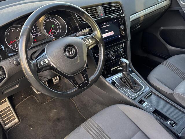 Volkswagen GOLF Variant 1.4 TSi 125 Pk Automaat Connected Series | Camera | CarPlay | Trekhaak | Stoelverwarming | LED | Climate Control | Navigatiesysteem | Privacy Glass | 16 Inch