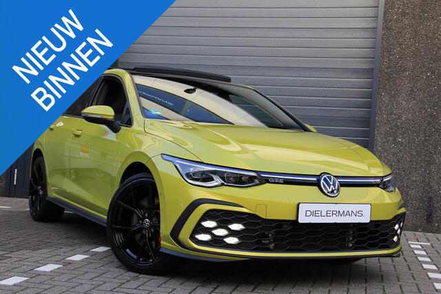 Volkswagen GOLF 1.4 eHybrid GTE Full option | Pano | Head up | IQ | LED verstralers | 19' Estoril | Stoelverwarming | Camera's | Parkeersensoren | Carplay |