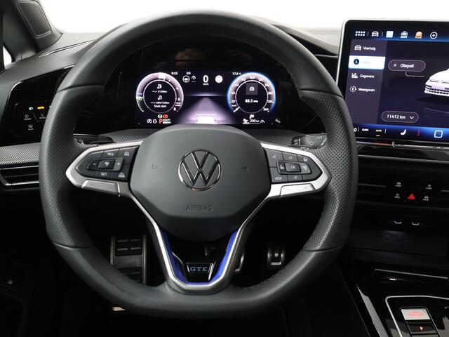 Volkswagen GOLF 1.5 eHybrid GTE | 272 PK | SoH 98% | Adaptive cruise control | 360 graden camera's | Matrix LED koplampen | Adaptive onderstelregeling |
