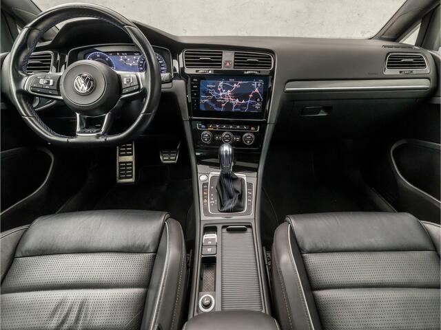 Volkswagen GOLF 1.4 TSI PHEV GTE 204Pk Automaat (SCHUIFDAK, VIRTUAL COCKPIT, MEMORY SEATS, LEDER, APPLE CARPLAY, CAMERA, STOELVERWARMING, GETINT GLAS, ADAPTIVE CRUISE, KEYLESS, NIEUWSTAAT)