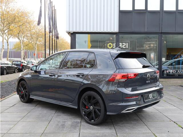 Volkswagen GOLF GTE 1.4 eHybrid 245PK | Achteruitrijcamera | Stoel&Stuurverwarming | Carplay/Android | 18"Inch |