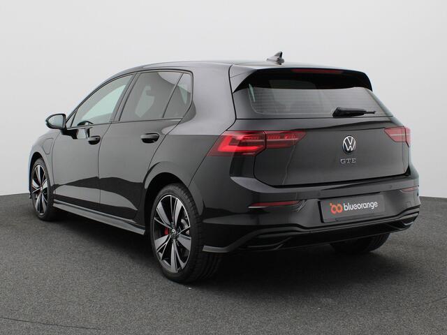 Volkswagen GOLF 1.4 eHybrid GTE 245PK DSG LED-Matrix, Travel assist, keyless start, stuur/stoelverwarming, 18'' lichtmetaal