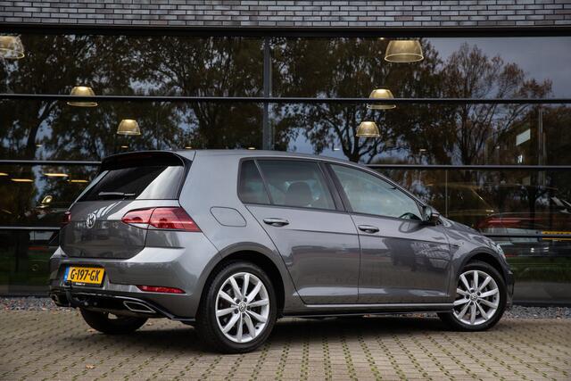 Volkswagen GOLF 1.5 TSI Highline Business R , Trekhaak, Carplay,