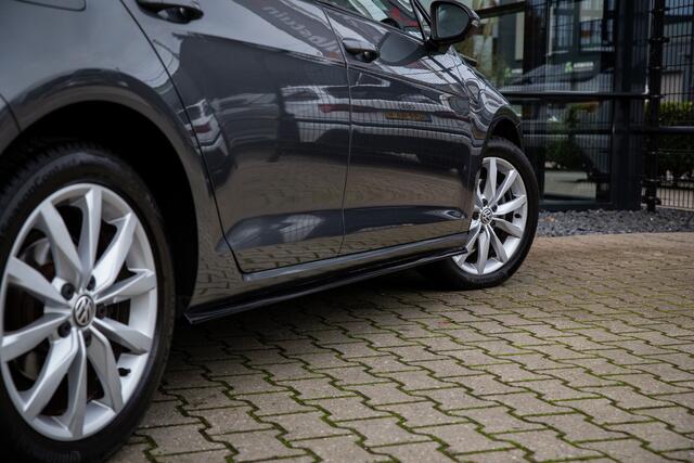 Volkswagen GOLF 1.5 TSI Highline Business R , Trekhaak, Carplay,