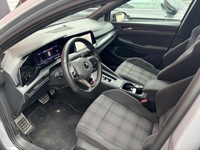 Volkswagen GOLF 2.0 TSI GTI AUTOMAAT / FULL LED / SFEER / TREKHAAK / CAMERA / STOELVERW / STUURVERW