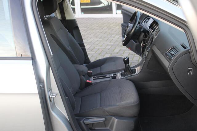 Volkswagen GOLF 1.0 TSI Comfortline Apple Android/Navi/Clima/Pdc