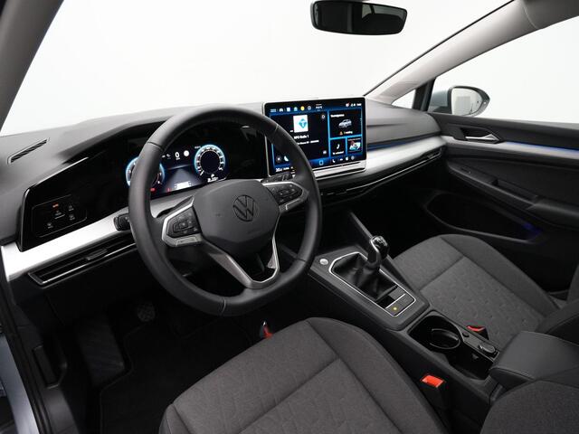 Volkswagen GOLF 1.5 TSI 115 pk Life Edition | Stuur-/stoelverwarming | Achteruitrijcamera | Adaptive Cruise | Keyless
