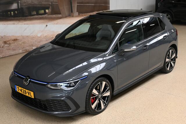 Volkswagen GOLF 1.4 eHybrid 245pk GTE | DCC | Leder | Panoramadak | Head-up | 100% (Dealer) onderhouden label