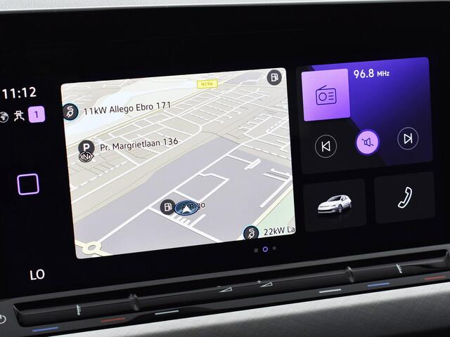 Volkswagen GOLF 1.0 TSI 110pk Life · Apple/Android Car Play · Navi · P-Sensoren · ACC · DAB · Getint Glas · Sfeerverlichting · 16'' Inch · Garantie t/m 30-08-2027 of 100.000km