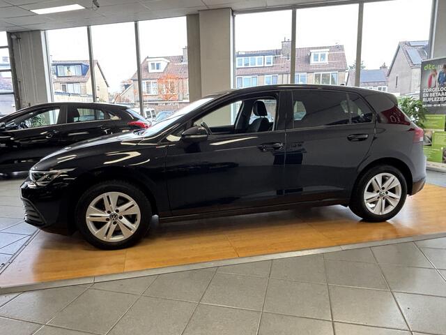Volkswagen GOLF 1.0 TSI * BOMVOL * NAVI * STOEL+STUURVERW. * CARPLAY