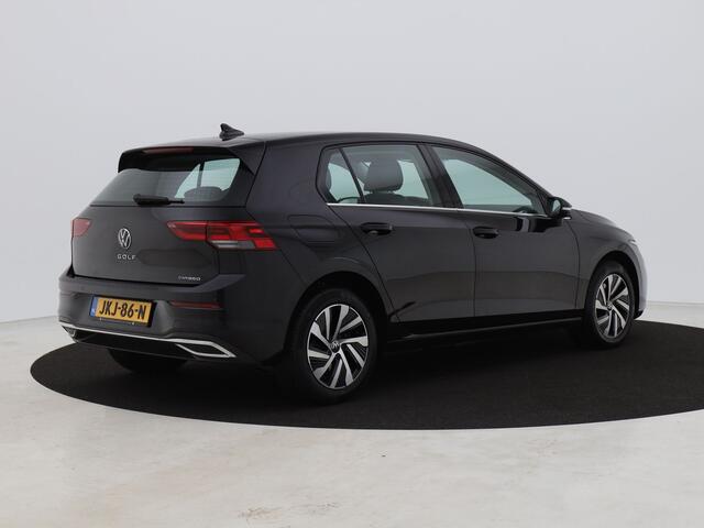 Volkswagen GOLF 1.4 eHybrid Style | ADAPTIVE | STOELMASSAGE