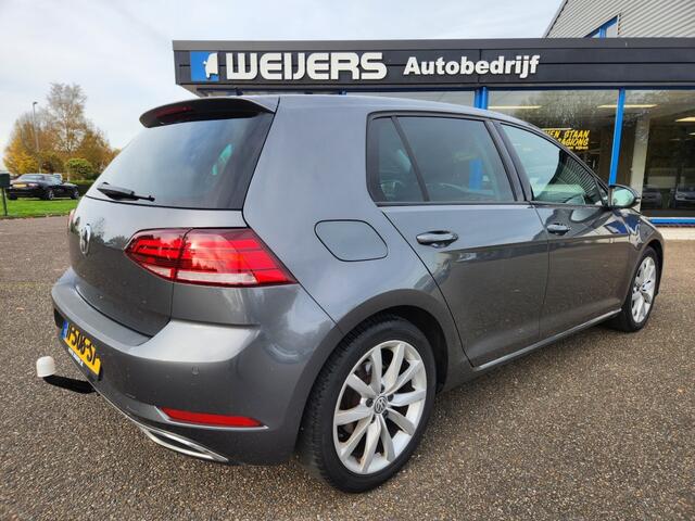 Volkswagen GOLF 1.5 TSI HIGHLINE AUT. 150PK trekhaak, clima, navi