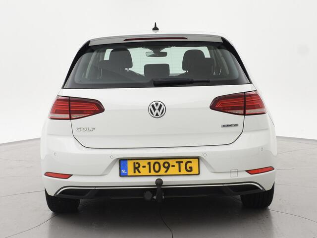 Volkswagen GOLF 1.5 TSI 130 PK IQ.DRIVE + LED | TREKHAAK | CAMERA | APPLE CARPLAY | DAB