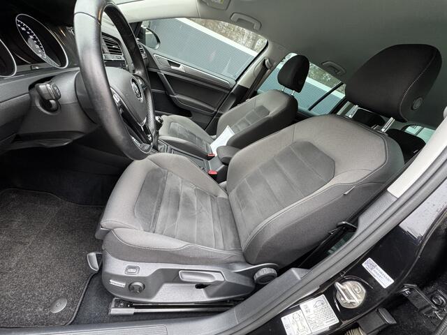 Volkswagen GOLF Variant 1.0 TSI 110pk H6 Comfortline Business Climate Control Winterpakket Navigatie