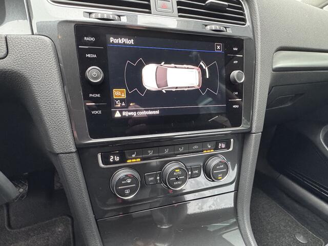 Volkswagen GOLF Variant 1.0 TSI 110pk H6 Comfortline Business Climate Control Winterpakket Navigatie