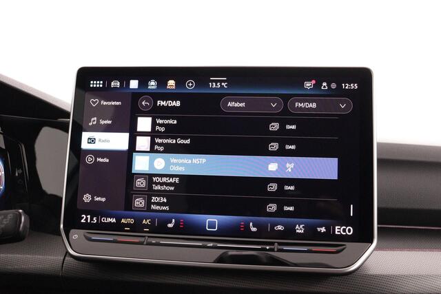 Volkswagen GOLF 1.5 eHybrid 50 Edition | Panodak | Stoelgeheugen | Lichtmetaal | Dealer onderhouden