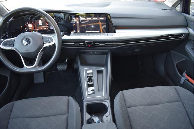 Volkswagen GOLF 1.0 eTSI Life Automaat Adaptive cruise, Navi,